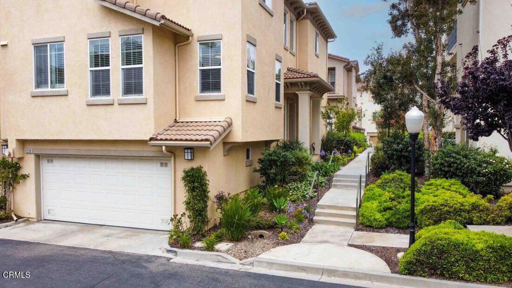 1239 Bayside Lane Property Photo 2
