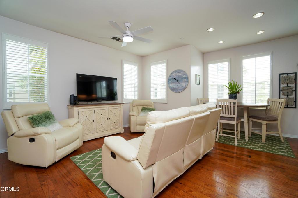 1239 Bayside Lane Property Photo 16