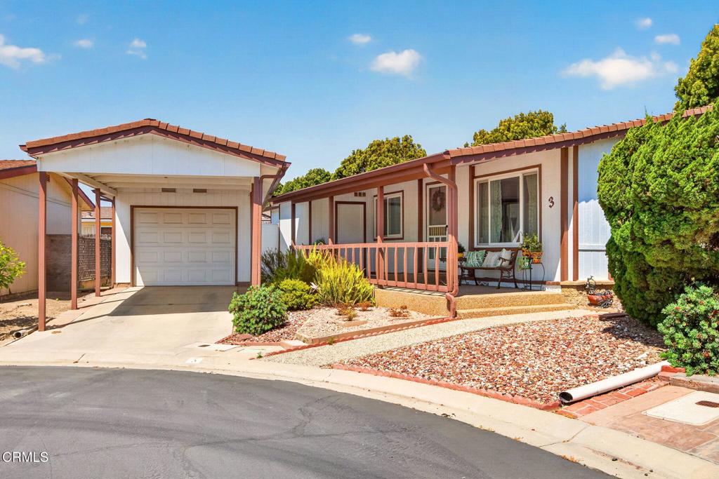 3 Poinsettia Gardens Drive 3 Property Photo 1
