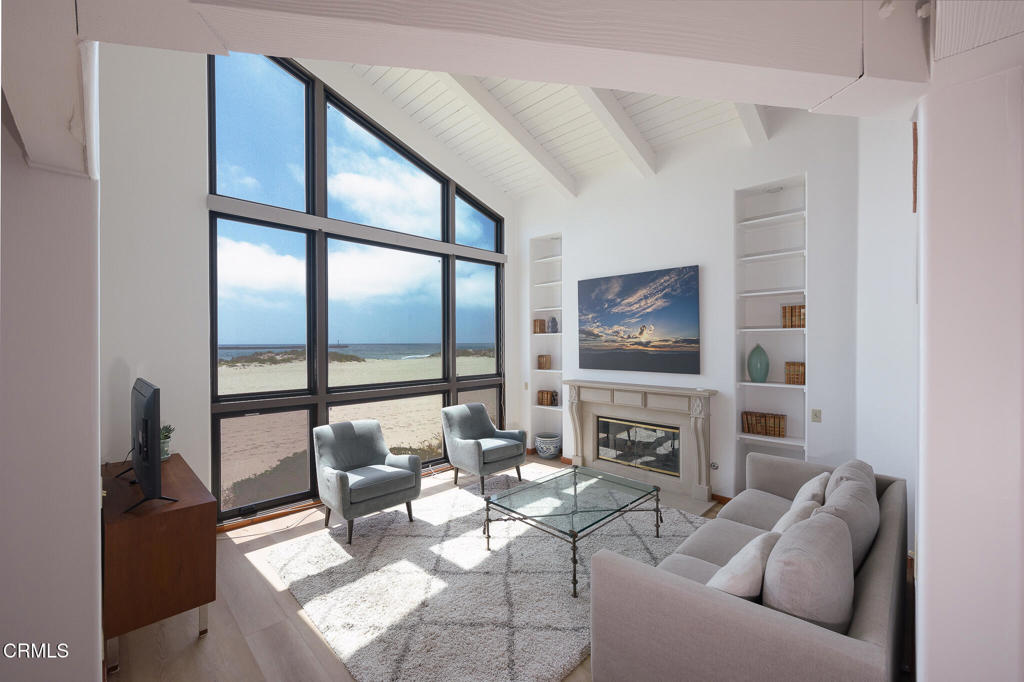 3265 Ocean Drive Property Photo 2
