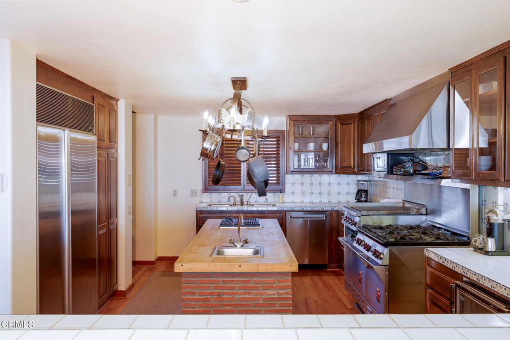 3265 Ocean Drive Property Photo 13