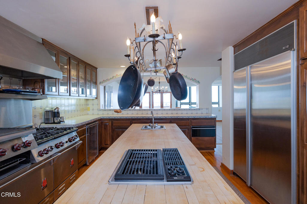 3265 Ocean Drive Property Photo 15