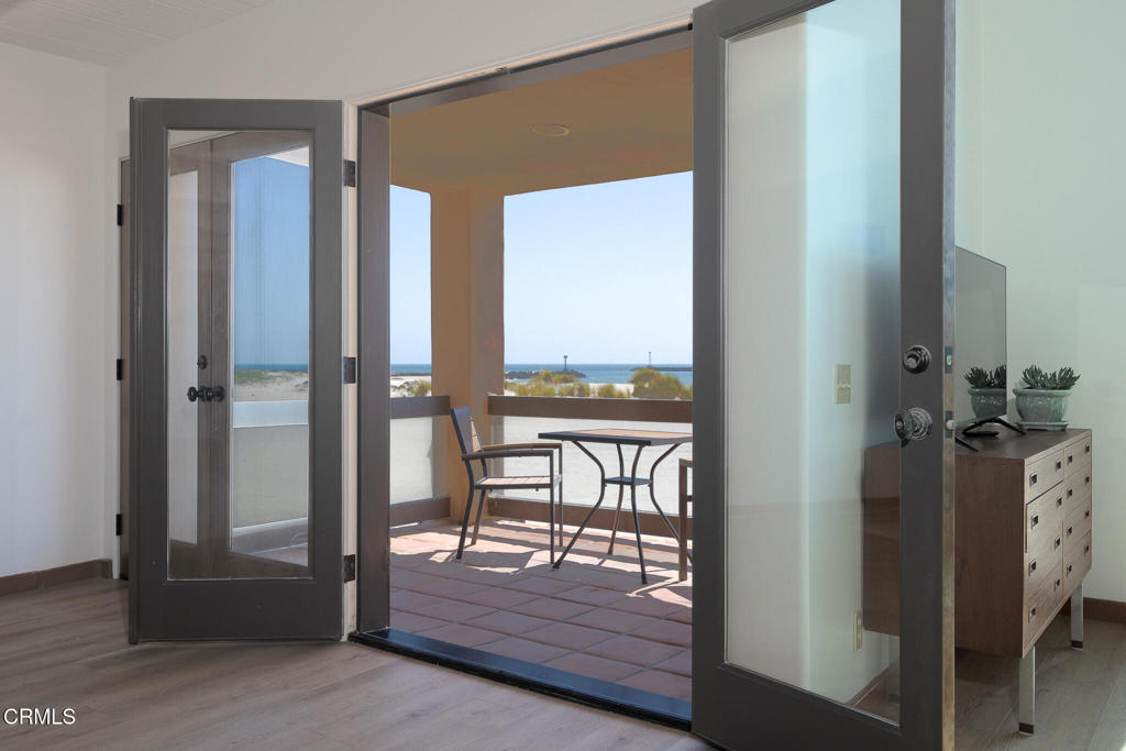 3265 Ocean Drive Property Photo 17