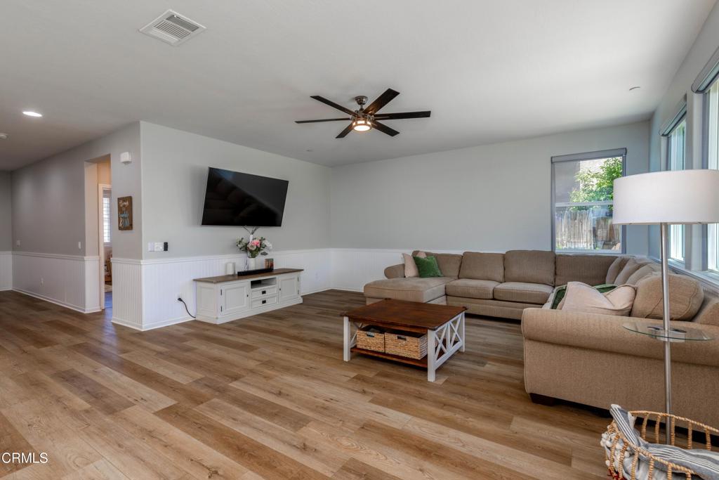 1408 Waterfall Lane Property Photo 10