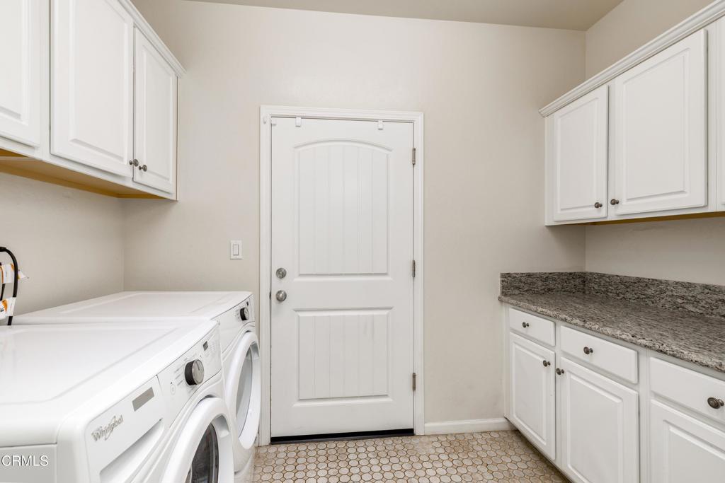 1408 Waterfall Lane Property Photo 35