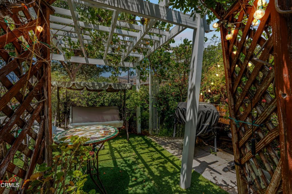 426 Sespe Avenue Property Photo 23