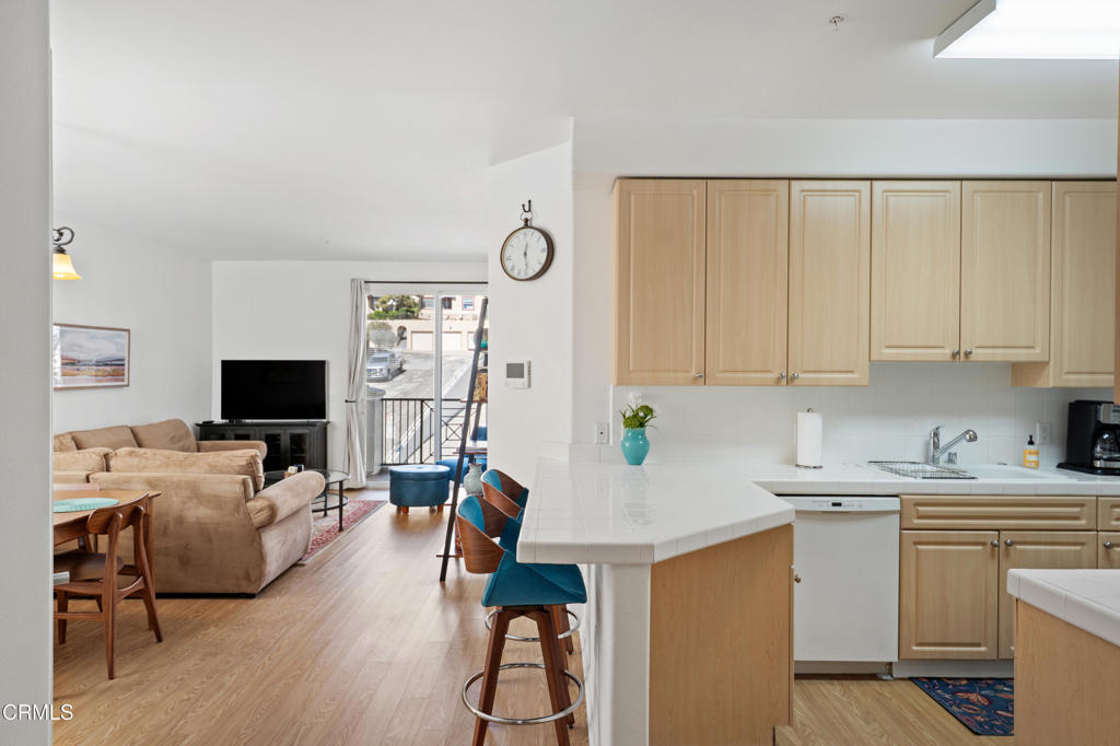 436 Poli Street 308 Property Photo 5