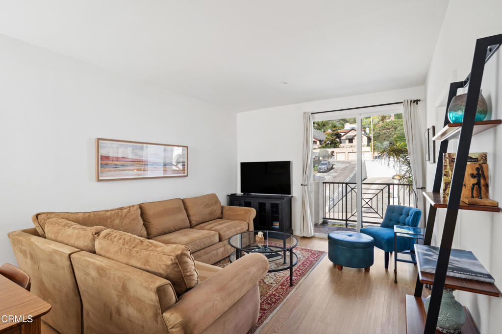 436 Poli Street 308 Property Photo 7