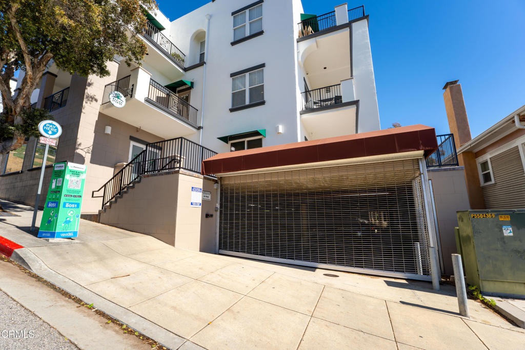 436 Poli Street 308 Property Photo 25