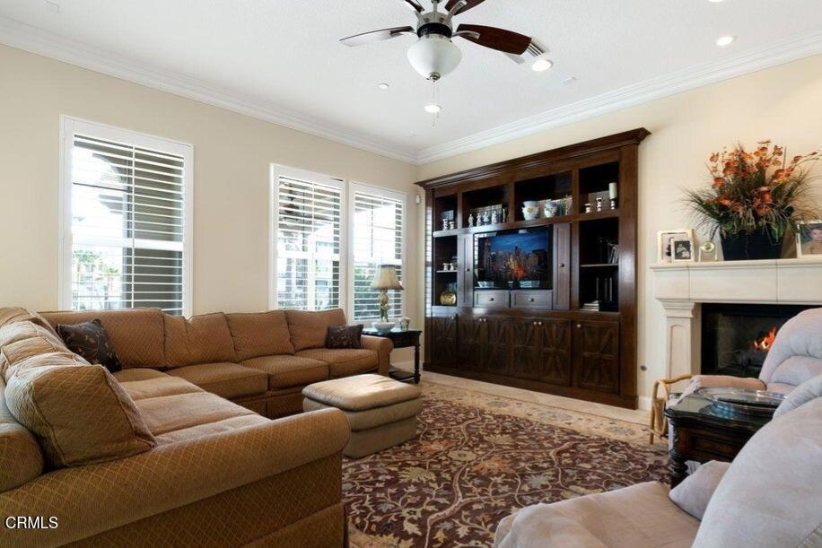 1734 Aleutian Way Property Photo 12