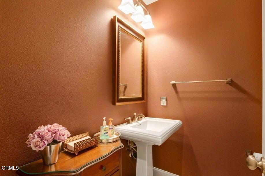 1734 Aleutian Way Property Photo 26