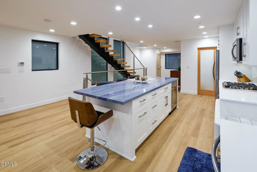 3920 Ocean Drive Property Photo 12
