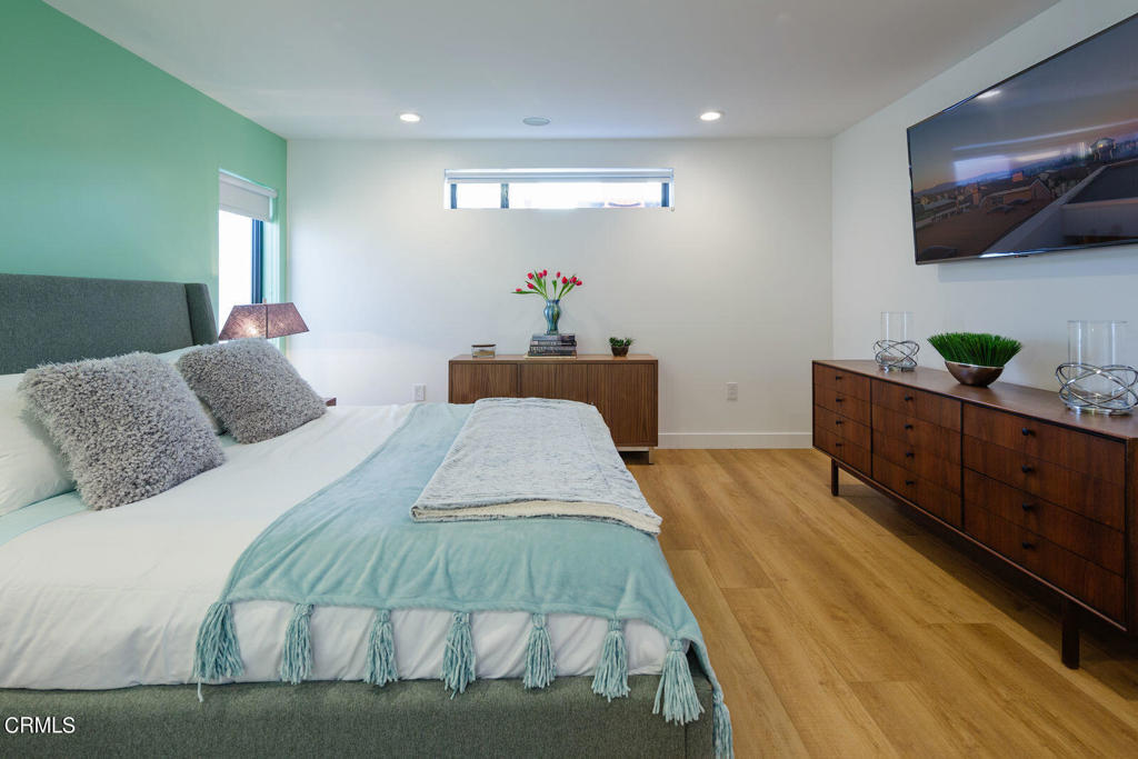 3920 Ocean Drive Property Photo 16