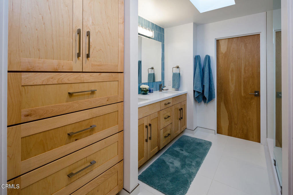 3920 Ocean Drive Property Photo 17