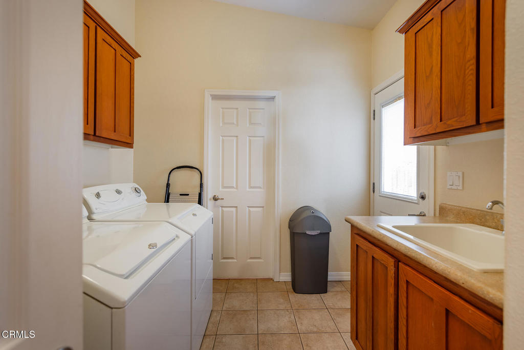 406 E Aliso Street Property Photo 23