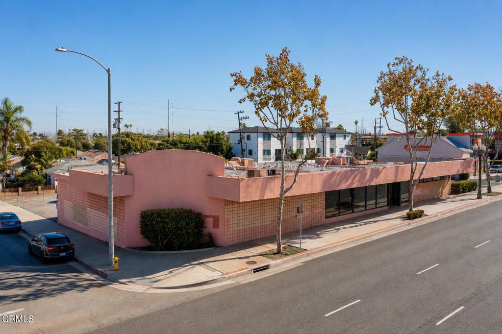17000 Hawthorne Boulevard Property Photo 7