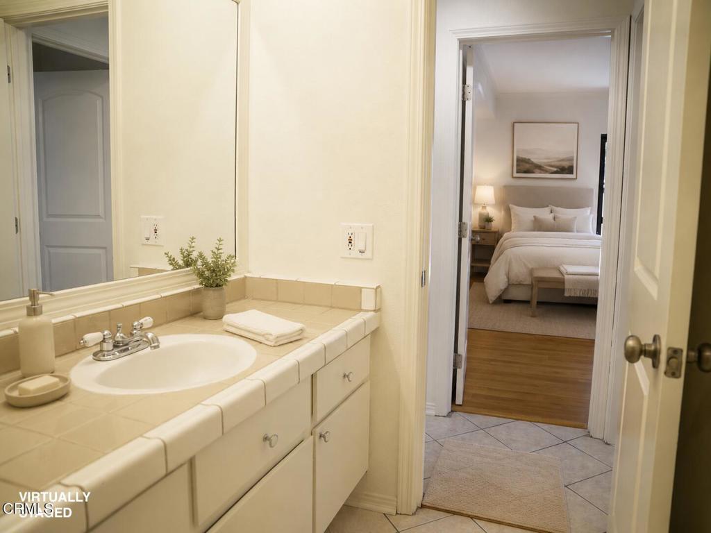 28835 Oakpath Drive Property Photo 12