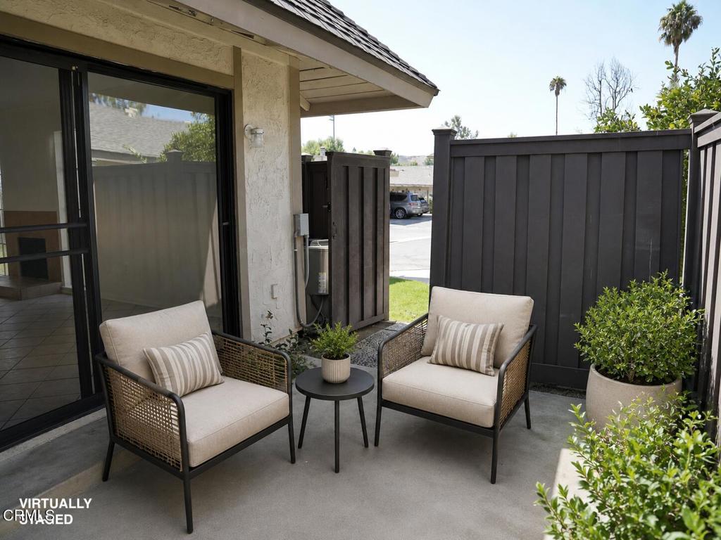 28835 Oakpath Drive Property Photo 16