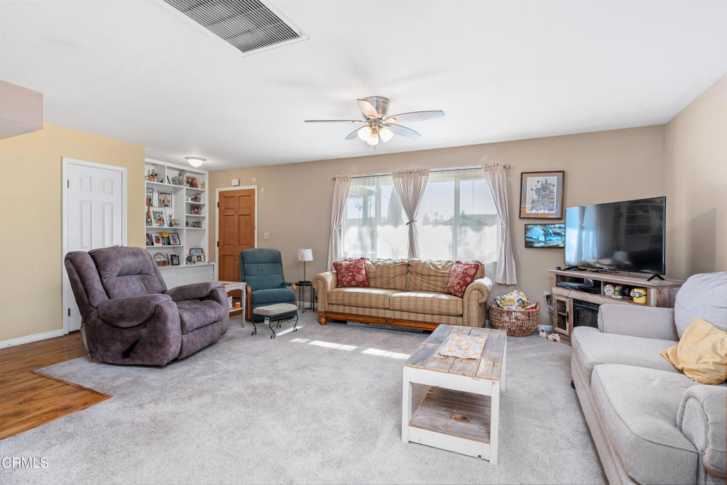 5812 Burke Way Property Photo 12