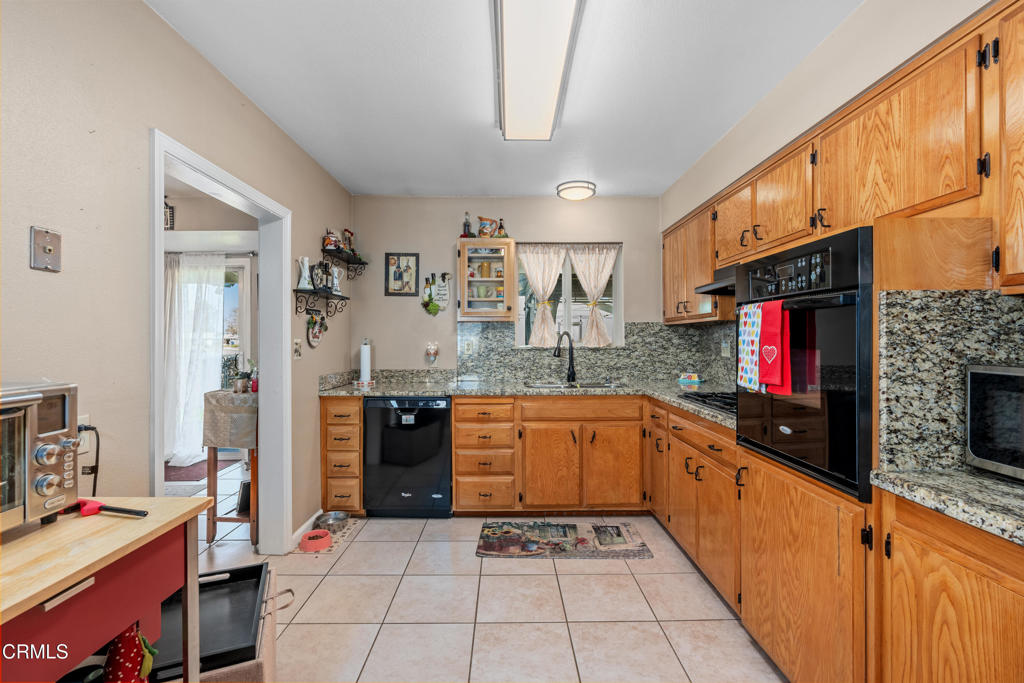 5812 Burke Way Property Photo 16