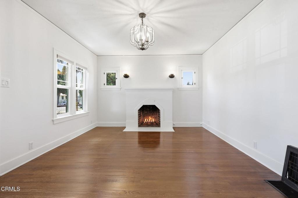 1003 E Virginia Terrace Property Photo 10