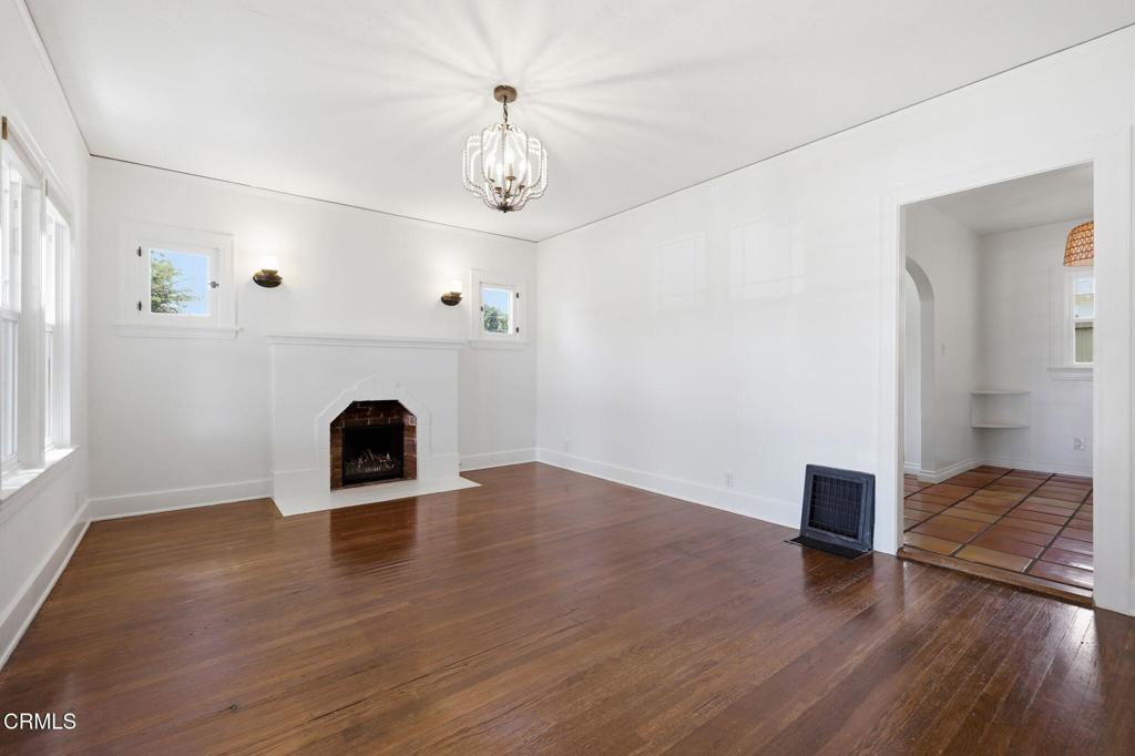 1003 E Virginia Terrace Property Photo 13