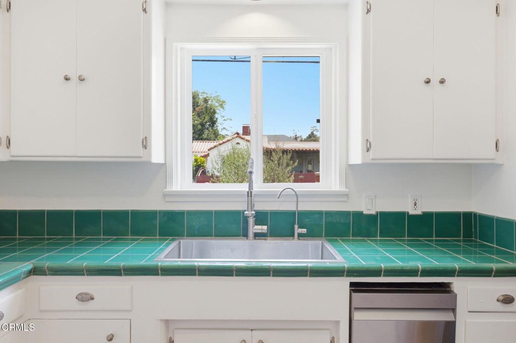 1003 E Virginia Terrace Property Photo 22