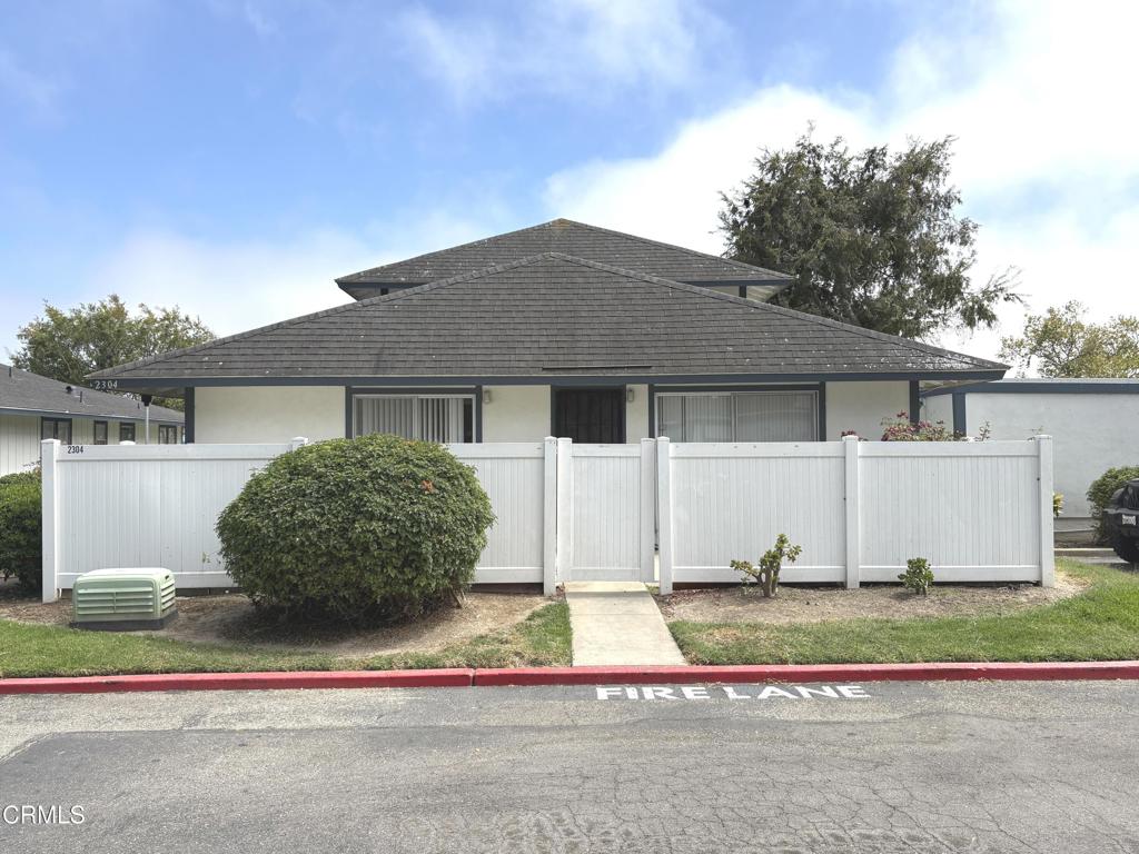 2304 Miramar Walk Property Photo