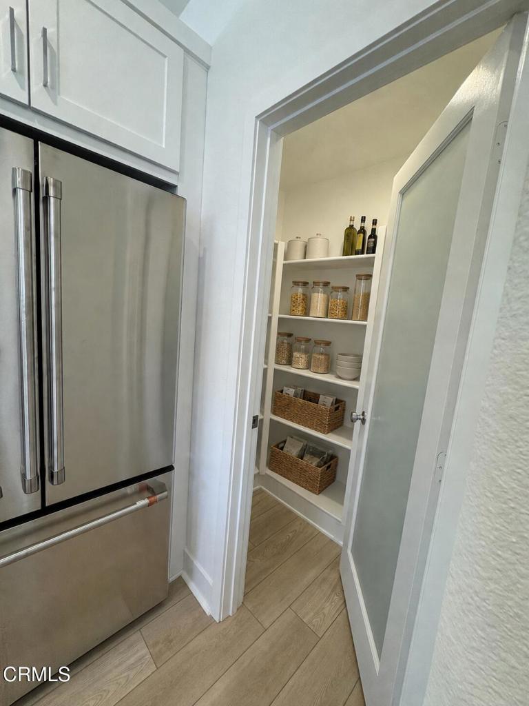 712 Guy Turner Drive Property Photo 4