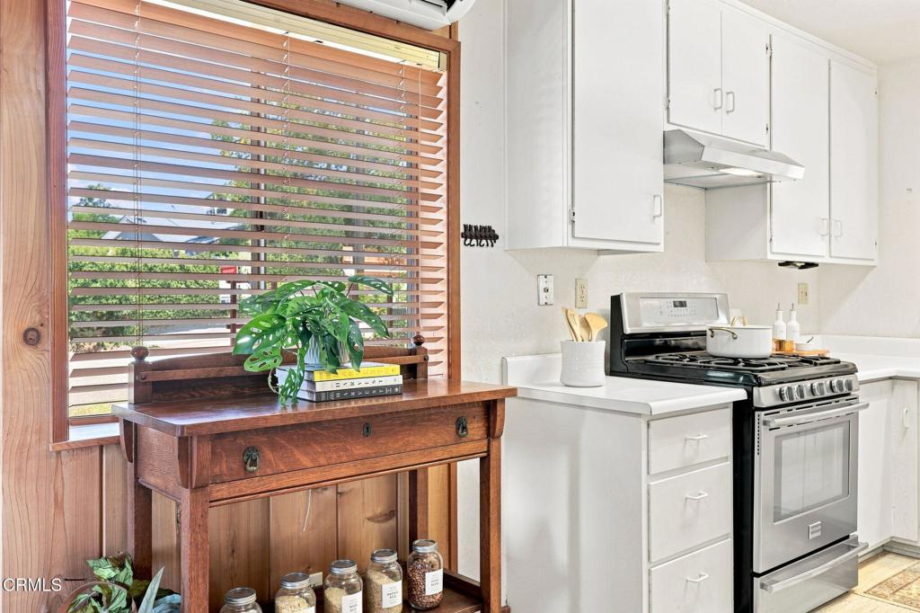 5433 Beckford Street Property Photo 6