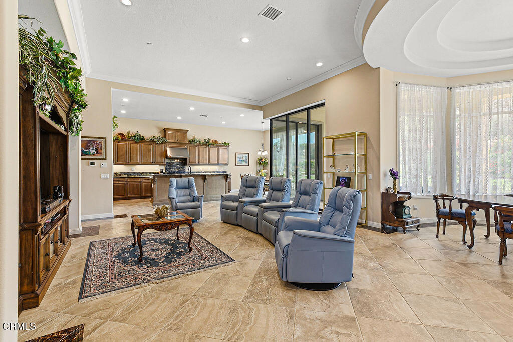 7274 Hightop Street Property Photo 14