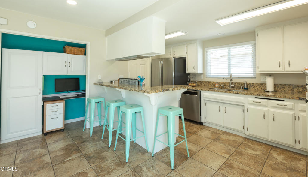 2160 Sanchez Drive Property Photo 21