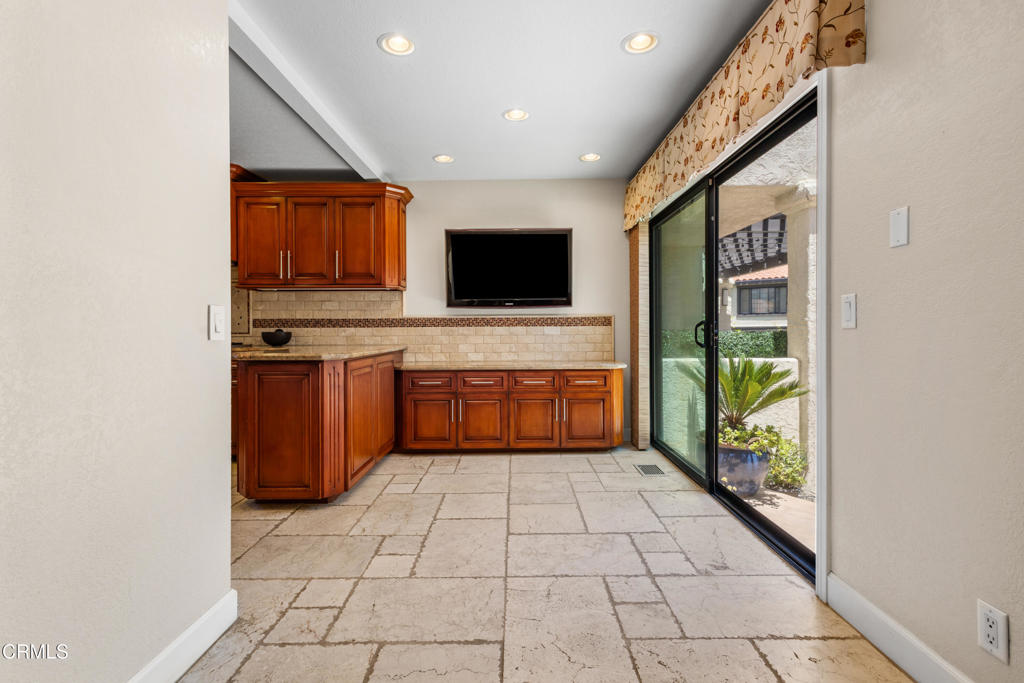 2114 Vina Del Mar Property Photo 16