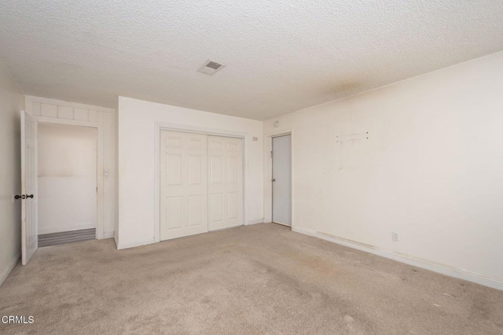 1109 Douglas Avenue Property Photo 11