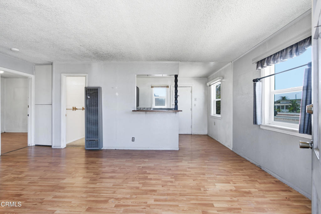 2385 Pierpont Boulevard Property Photo 4