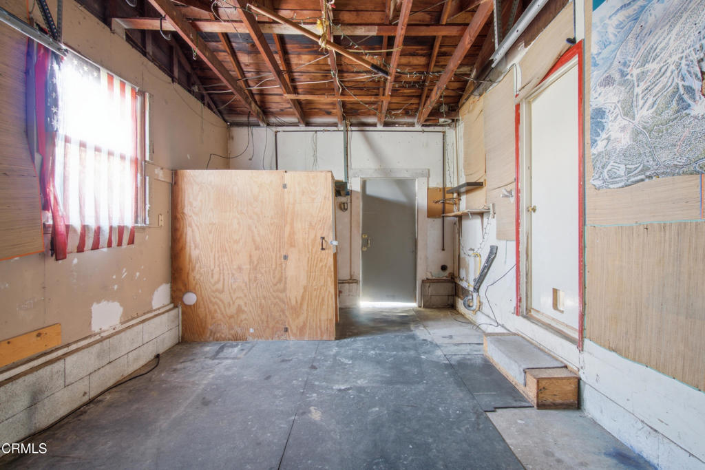 2385 Pierpont Boulevard Property Photo 18