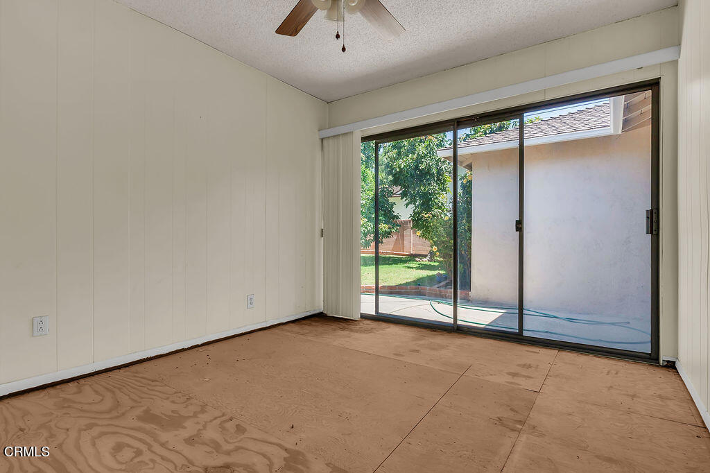 330 E Oakmont Drive Property Photo 13