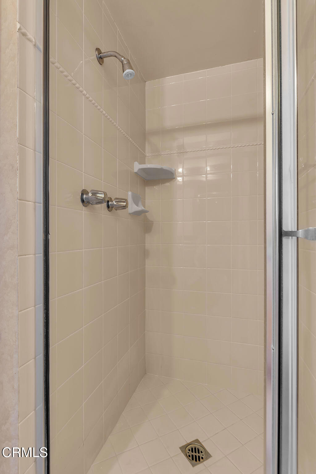 330 E Oakmont Drive Property Photo 16