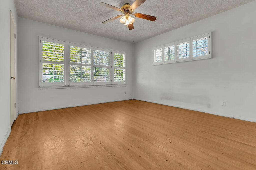 330 E Oakmont Drive Property Photo 18