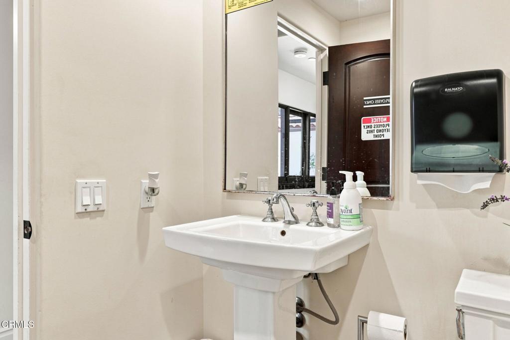 1151 Glenview Road Property Photo 57