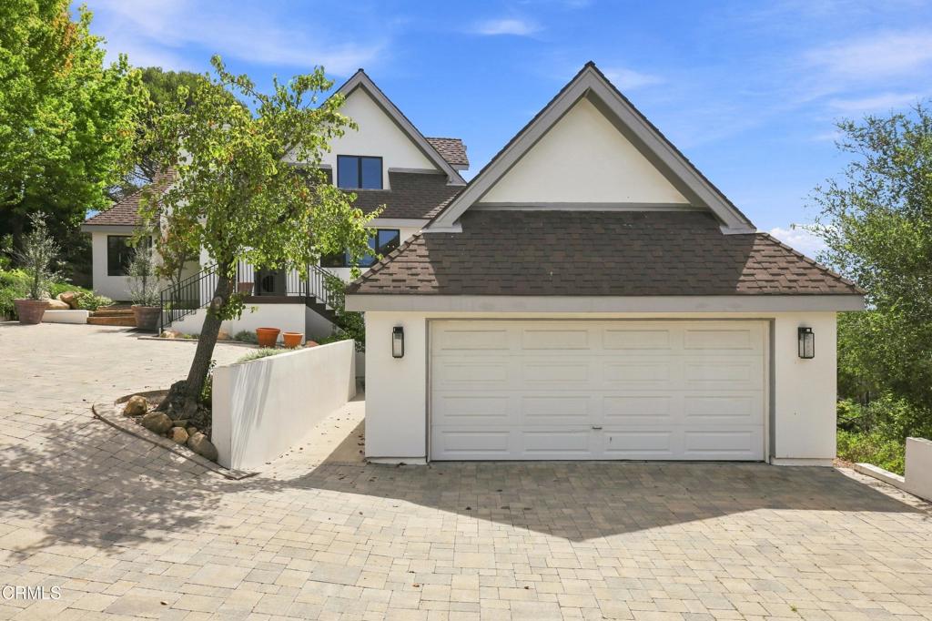 1157 Glenview Road Property Photo 3