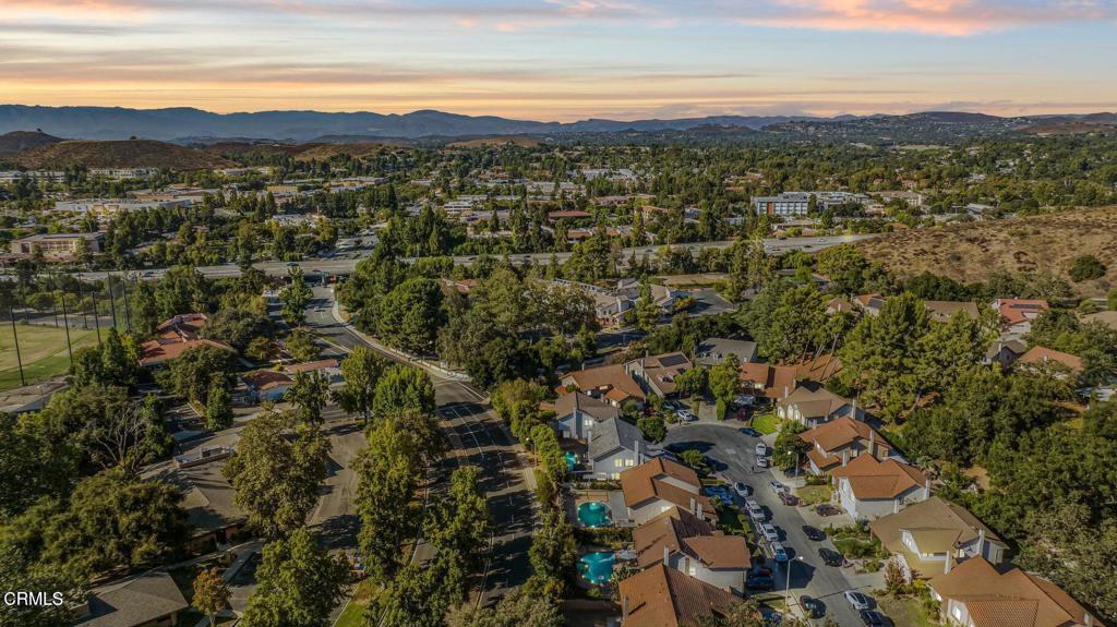 263 Fox Hills Drive Property Photo 29