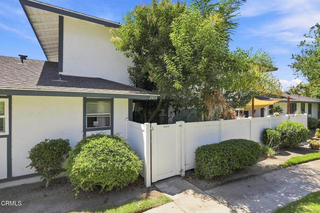 2033 Miramar Walk Property Photo
