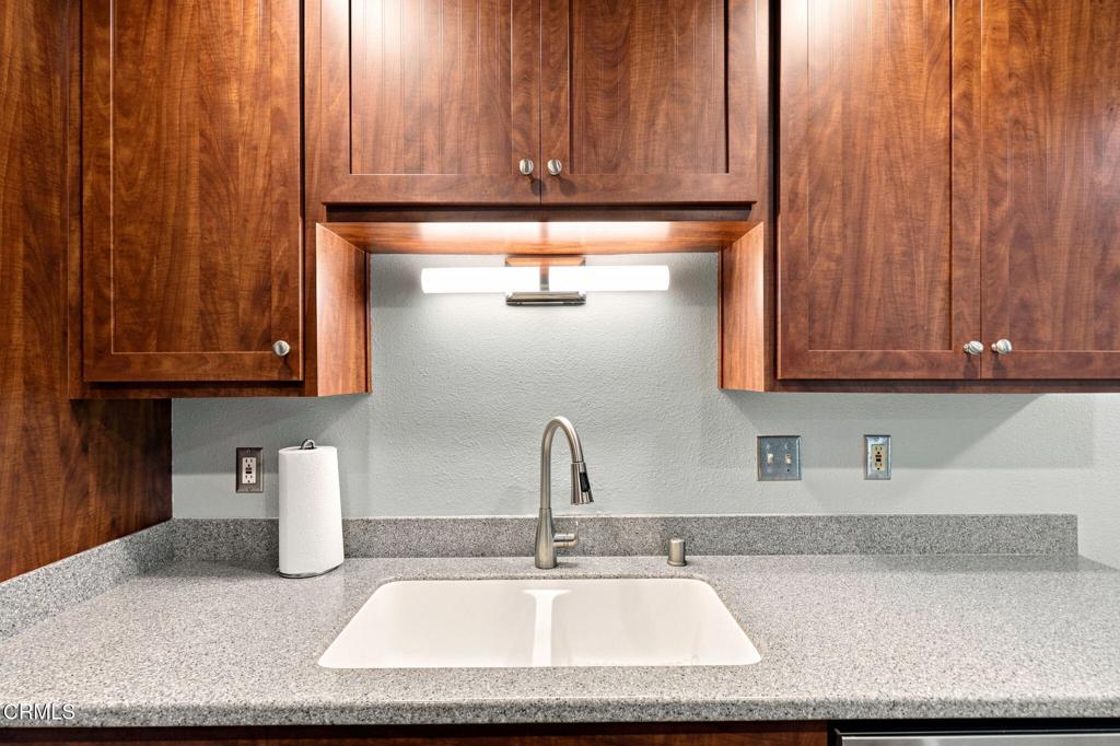 2533 Antonio Drive 101 Property Photo 16