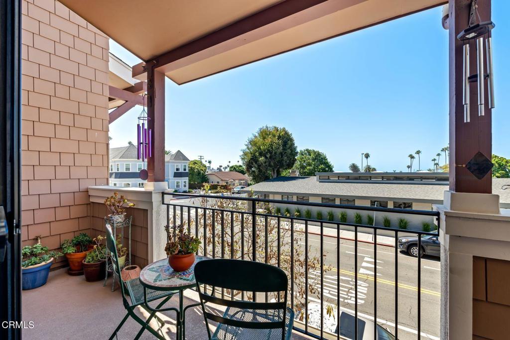 797 E Santa Clara Street Property Photo 18