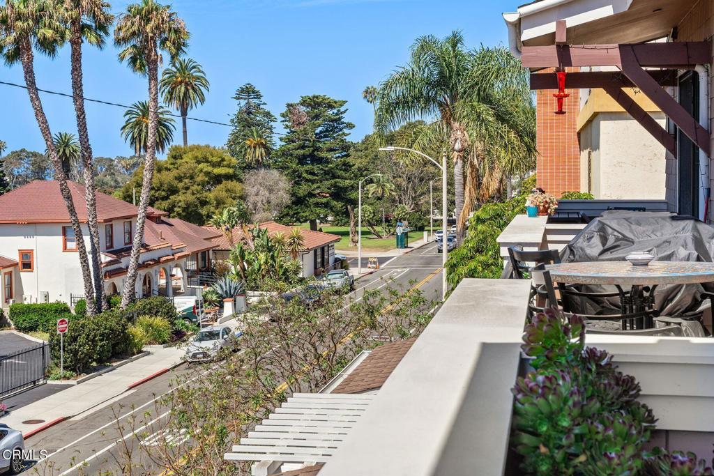 797 E Santa Clara Street Property Photo 42