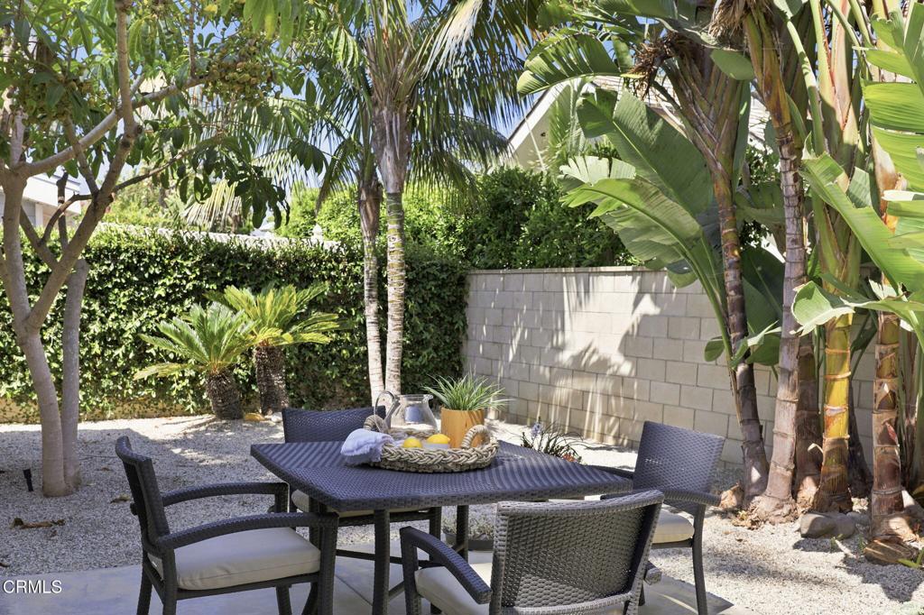 1245 1247 Devon Lane Property Photo 20