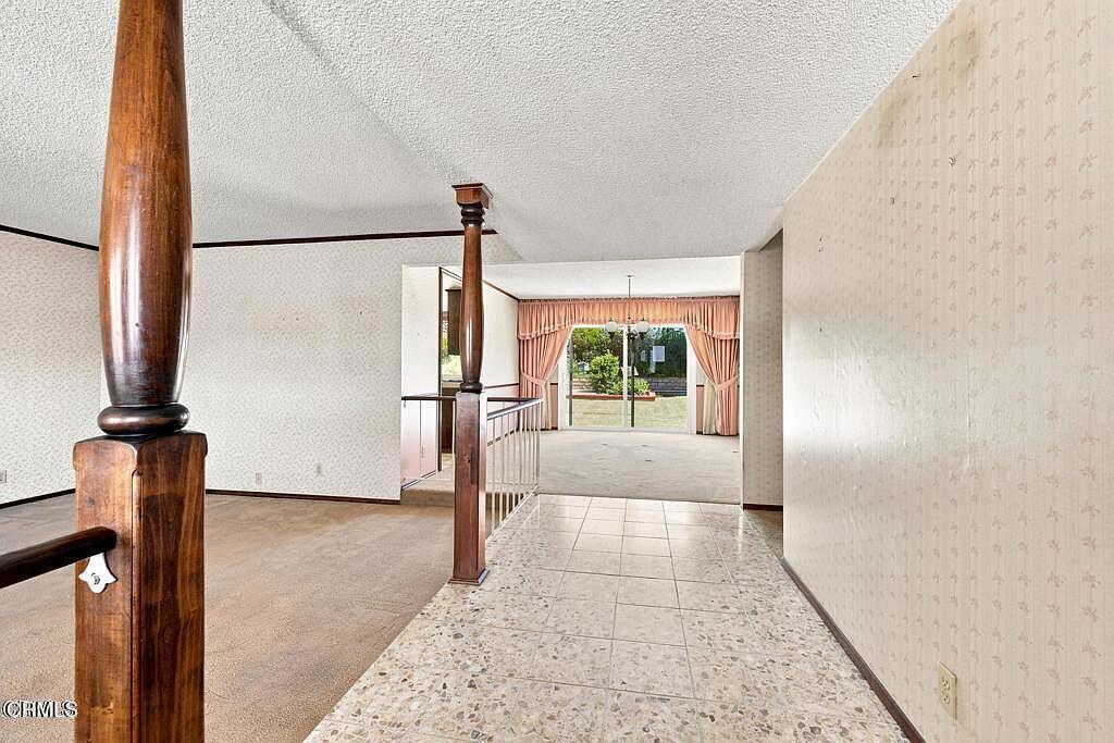 195 W Avenida De Las Flores Property Photo 7