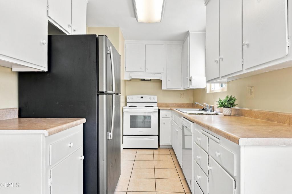 138 S Bryn Mawr Street 33 Property Photo 12