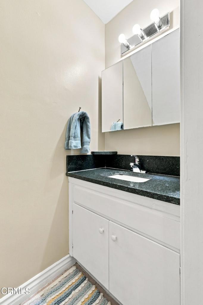138 S Bryn Mawr Street 33 Property Photo 17